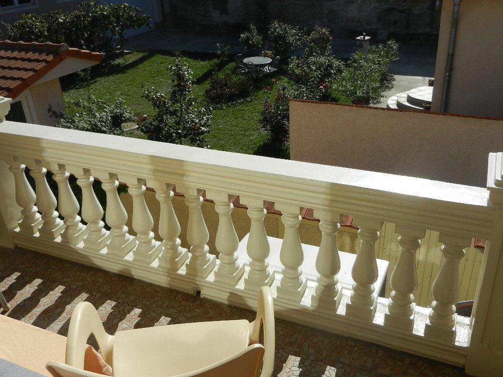 Ellite * Pozarevac